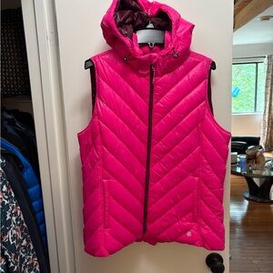 NWOT Bright Pink Quilted Vest with Removable Hood